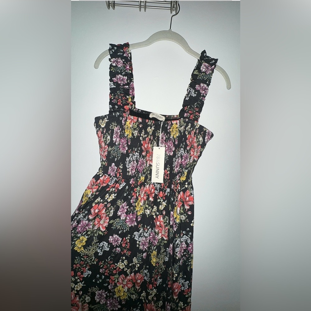 Floral Maxi Dress - Black and Pink - Picture 2 of 12
